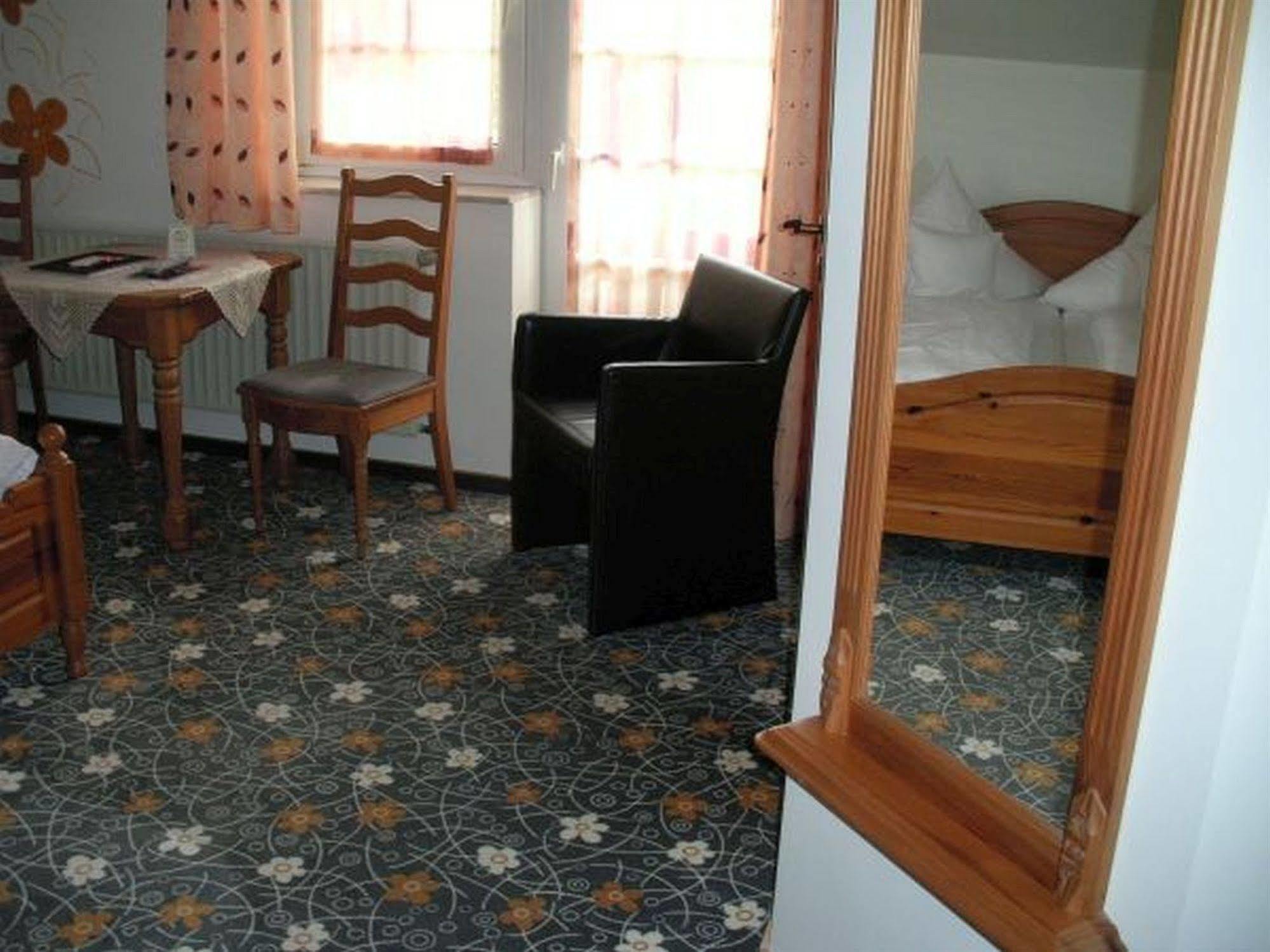 Hotel Company Cölbe Exteriér fotografie